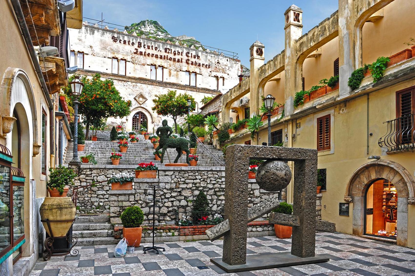 Villetta Mari E Amuri Giardini Naxos Eksteriør bilde